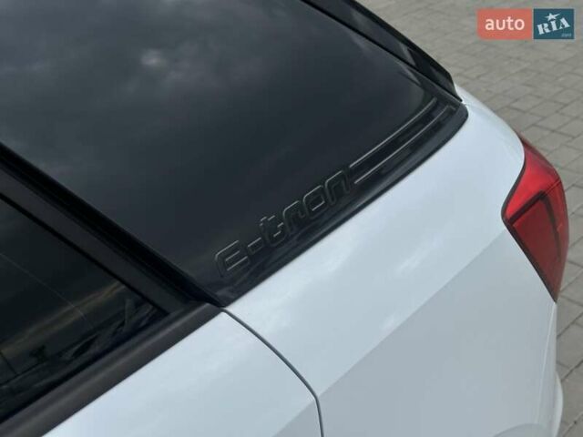Білий Ауді Q2L e-tron, об'ємом двигуна 0 л та пробігом 47 тис. км за 18300 $, фото 15 на Automoto.ua