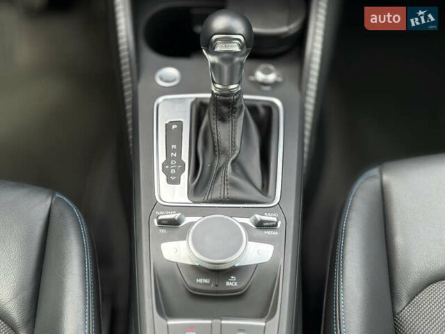 Белый Ауди Q2L e-tron, объемом двигателя 0 л и пробегом 31 тыс. км за 20000 $, фото 39 на Automoto.ua