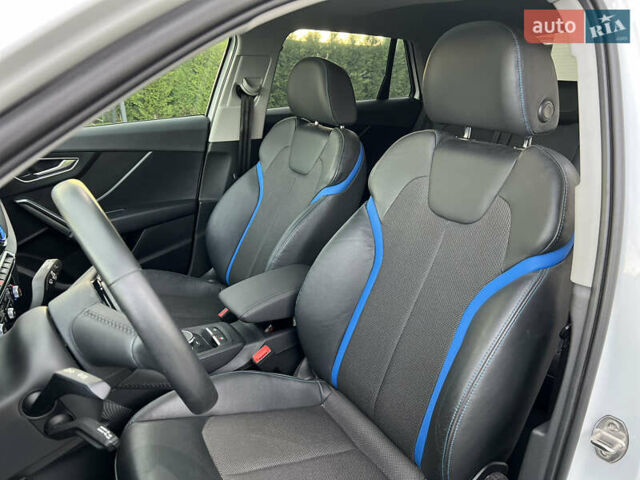 Белый Ауди Q2L e-tron, объемом двигателя 0 л и пробегом 64 тыс. км за 24000 $, фото 15 на Automoto.ua