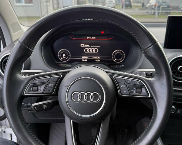 Білий Ауді Q2L e-tron, об'ємом двигуна 0 л та пробігом 62 тис. км за 18500 $, фото 10 на Automoto.ua