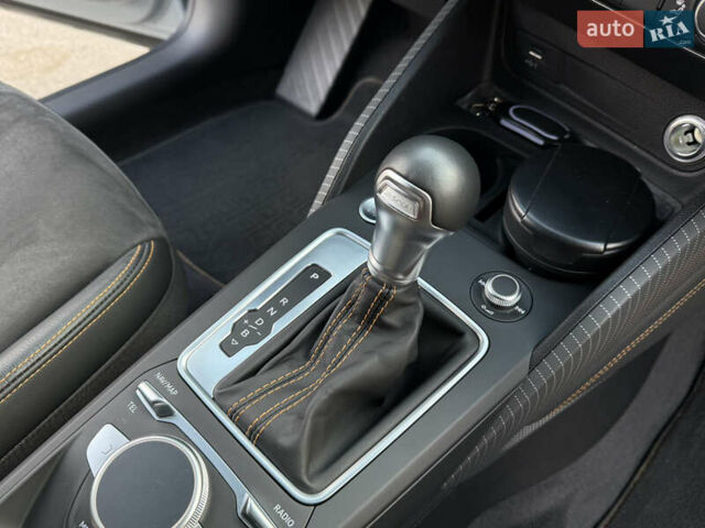 Серый Ауди Q2L e-tron, объемом двигателя 0 л и пробегом 17 тыс. км за 23950 $, фото 77 на Automoto.ua
