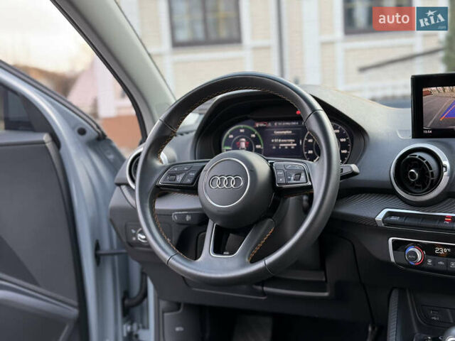 Серый Ауди Q2L e-tron, объемом двигателя 0 л и пробегом 17 тыс. км за 23950 $, фото 66 на Automoto.ua