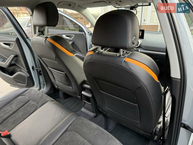 Серый Ауди Q2L e-tron, объемом двигателя 0 л и пробегом 17 тыс. км за 23950 $, фото 61 на Automoto.ua