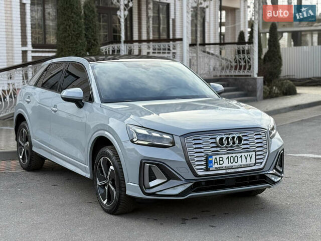 Серый Ауди Q2L e-tron, объемом двигателя 0 л и пробегом 17 тыс. км за 23950 $, фото 23 на Automoto.ua
