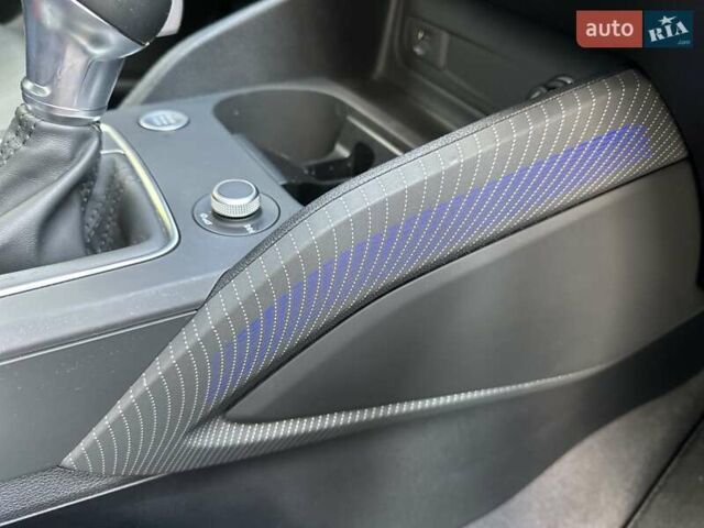Синій Ауді Q2L e-tron, об'ємом двигуна 0 л та пробігом 14 тис. км за 27500 $, фото 55 на Automoto.ua