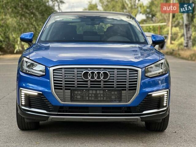Синій Ауді Q2L e-tron, об'ємом двигуна 0 л та пробігом 14 тис. км за 27500 $, фото 12 на Automoto.ua
