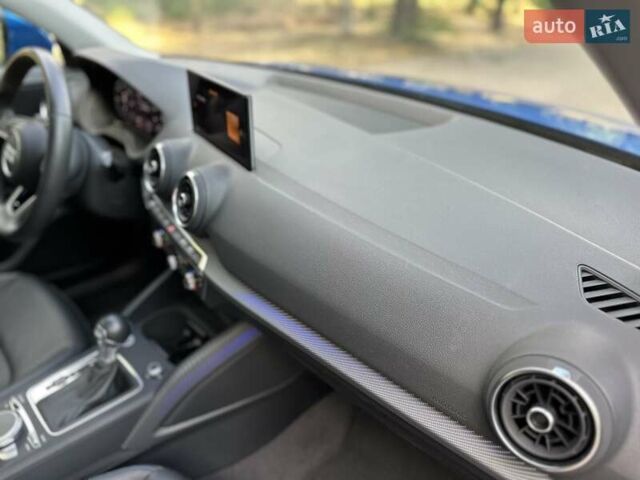 Синій Ауді Q2L e-tron, об'ємом двигуна 0 л та пробігом 14 тис. км за 27500 $, фото 41 на Automoto.ua