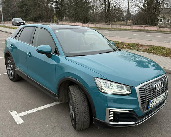 Зелений Ауді Q2L e-tron, об'ємом двигуна 0 л та пробігом 27 тис. км за 22000 $, фото 10 на Automoto.ua