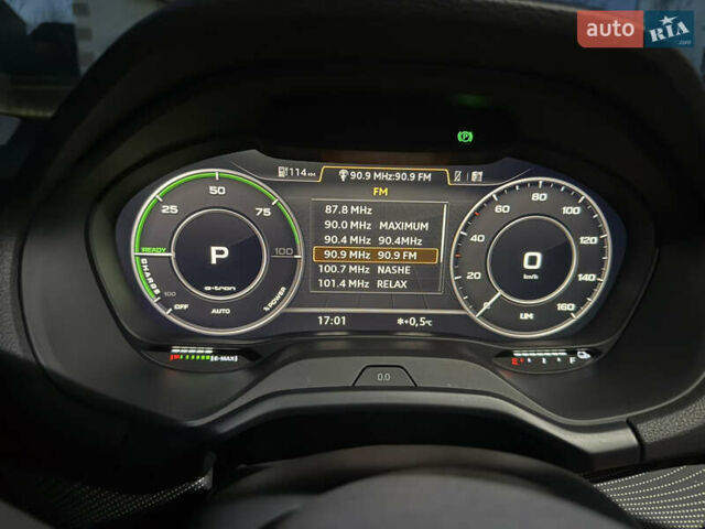 Зелений Ауді Q2L e-tron, об'ємом двигуна 0 л та пробігом 27 тис. км за 22000 $, фото 20 на Automoto.ua