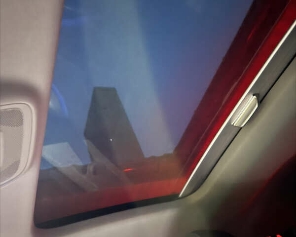 Зелений Ауді Q2L e-tron, об'ємом двигуна 0 л та пробігом 27 тис. км за 22000 $, фото 15 на Automoto.ua