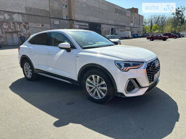 Білий Ауді Q3 Sportback, об'ємом двигуна 1.98 л та пробігом 42 тис. км за 36000 $, фото 2 на Automoto.ua