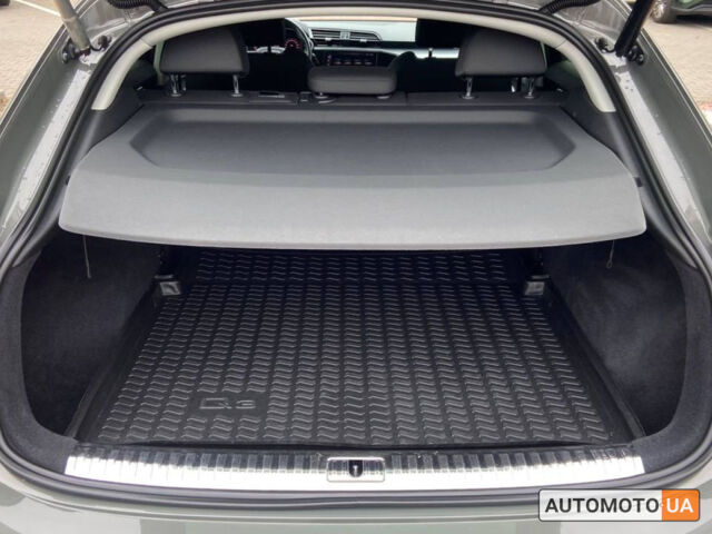 Серый Ауди Q3 Sportback, объемом двигателя 1.4 л и пробегом 59 тыс. км за 32600 $, фото 9 на Automoto.ua