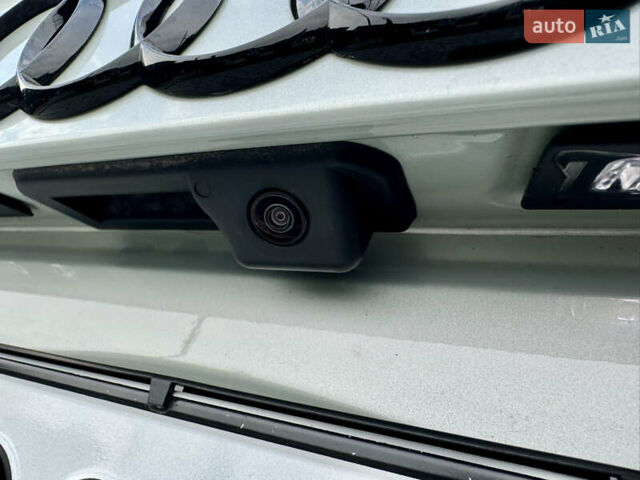 Сірий Ауді Q3 Sportback, об'ємом двигуна 1.5 л та пробігом 23 тис. км за 41900 $, фото 85 на Automoto.ua