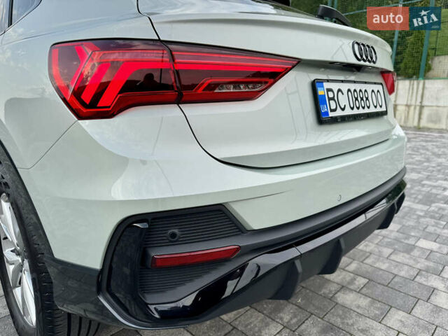 Сірий Ауді Q3 Sportback, об'ємом двигуна 1.5 л та пробігом 23 тис. км за 41900 $, фото 72 на Automoto.ua