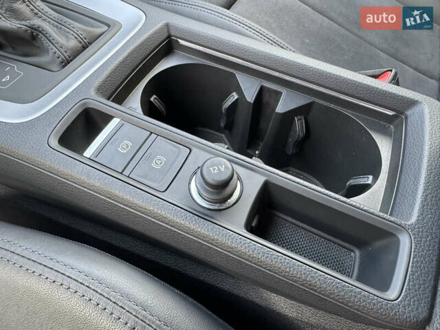 Сірий Ауді Q3 Sportback, об'ємом двигуна 1.5 л та пробігом 23 тис. км за 41900 $, фото 25 на Automoto.ua