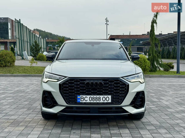 Сірий Ауді Q3 Sportback, об'ємом двигуна 1.5 л та пробігом 23 тис. км за 41900 $, фото 1 на Automoto.ua