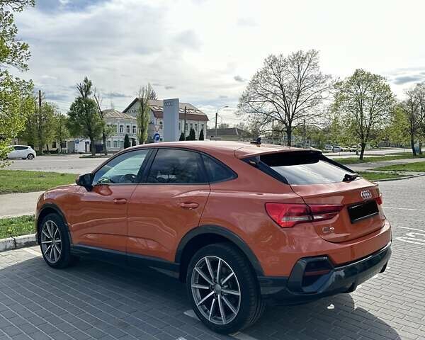 Помаранчевий Ауді Q3 Sportback, об'ємом двигуна 2 л та пробігом 43 тис. км за 42900 $, фото 9 на Automoto.ua