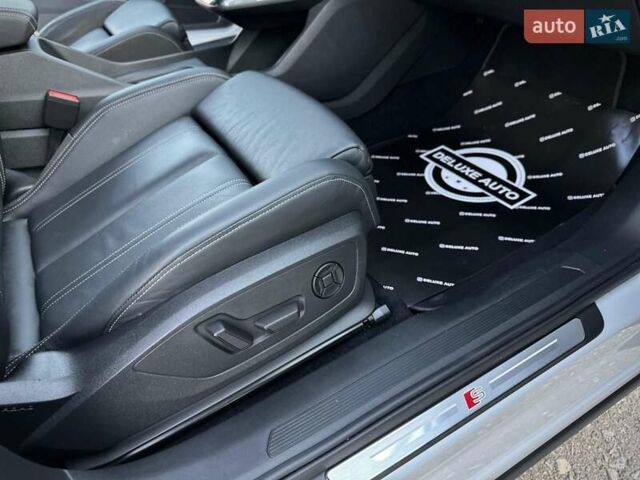 Белый Ауди Q4 e-tron, объемом двигателя 0 л и пробегом 60 тыс. км за 39900 $, фото 63 на Automoto.ua