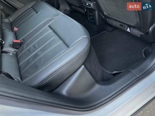Белый Ауди Q4 e-tron, объемом двигателя 0 л и пробегом 60 тыс. км за 39900 $, фото 64 на Automoto.ua