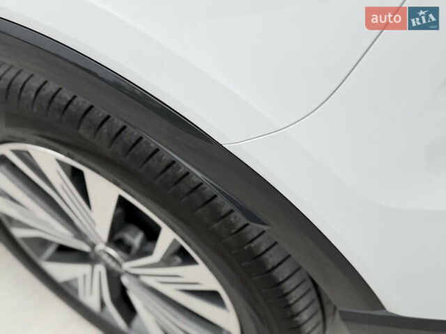 Белый Ауди Q4 e-tron, объемом двигателя 0 л и пробегом 150 тыс. км за 24200 $, фото 9 на Automoto.ua
