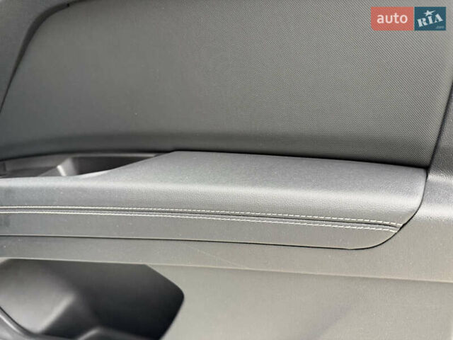 Белый Ауди Q4 e-tron, объемом двигателя 0 л и пробегом 150 тыс. км за 24200 $, фото 49 на Automoto.ua