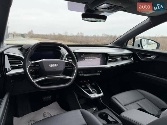 Белый Ауди Q4 e-tron, объемом двигателя 0 л и пробегом 150 тыс. км за 24200 $, фото 57 на Automoto.ua