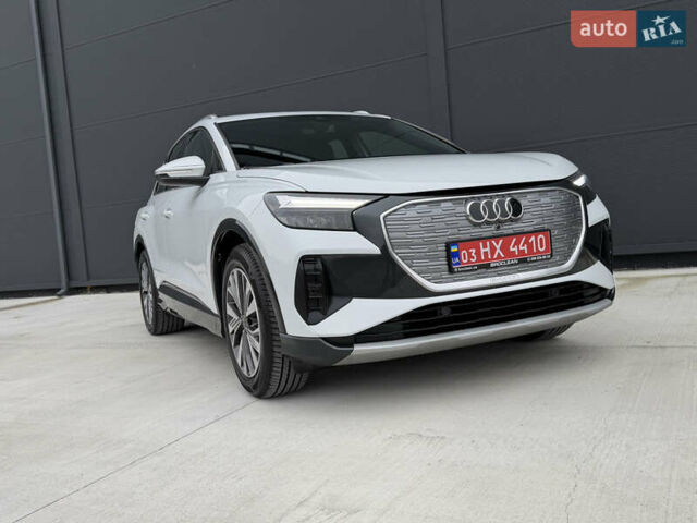 Белый Ауди Q4 e-tron, объемом двигателя 0 л и пробегом 150 тыс. км за 24200 $, фото 20 на Automoto.ua