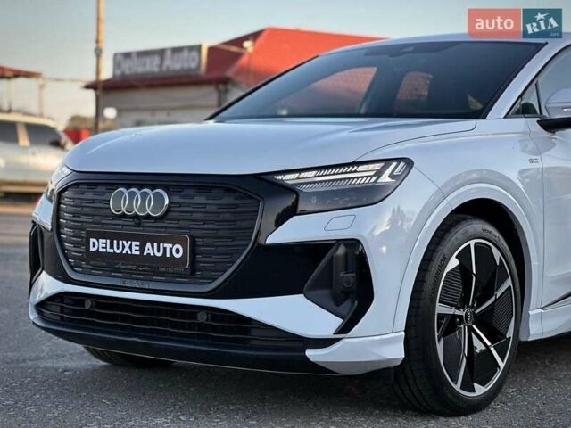 Белый Ауди Q4 e-tron, объемом двигателя 0 л и пробегом 60 тыс. км за 39900 $, фото 12 на Automoto.ua