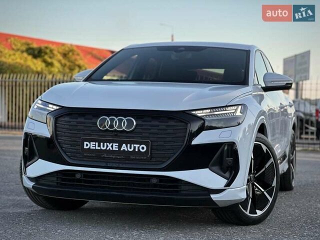Белый Ауди Q4 e-tron, объемом двигателя 0 л и пробегом 60 тыс. км за 39900 $, фото 22 на Automoto.ua