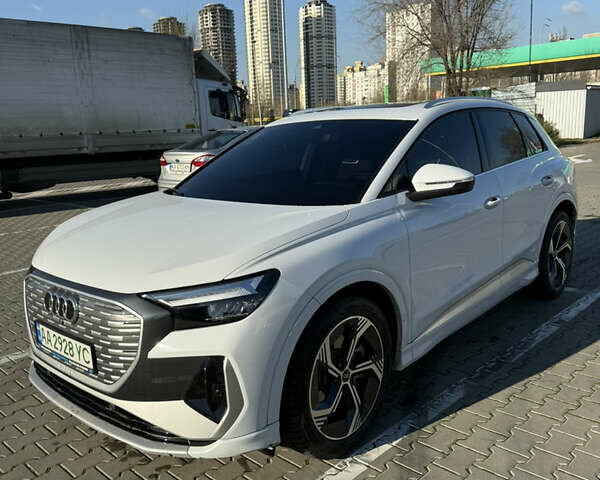Білий Ауді Q4 e-tron, об'ємом двигуна 0 л та пробігом 44 тис. км за 29900 $, фото 11 на Automoto.ua