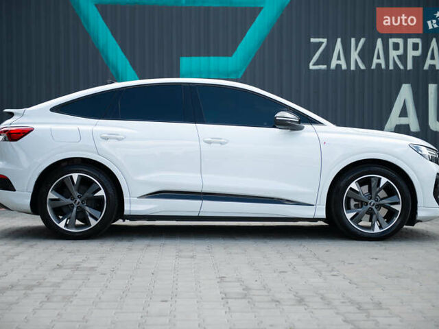 Ауди Q4 e-tron 2022 в Мукачеве на Automoto.ua Белый Ауди Q4 e-tron, объемом двигателя 0 л и пробегом 83 тыс. км за 34500 $, фото 15 на Automoto.ua