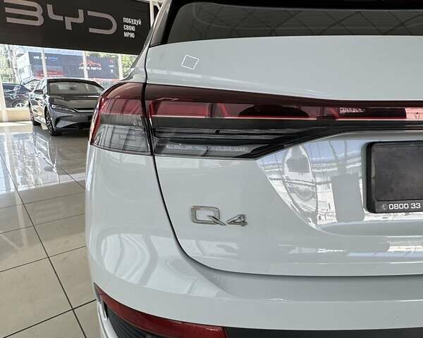 Белый Ауди Q4 e-tron, объемом двигателя 0 л и пробегом 21 тыс. км за 31500 $, фото 11 на Automoto.ua