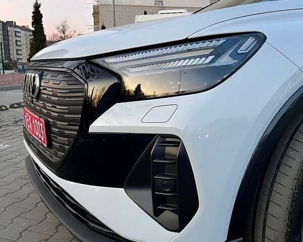 Белый Ауди Q4 e-tron, объемом двигателя 0 л и пробегом 78 тыс. км за 26500 $, фото 16 на Automoto.ua