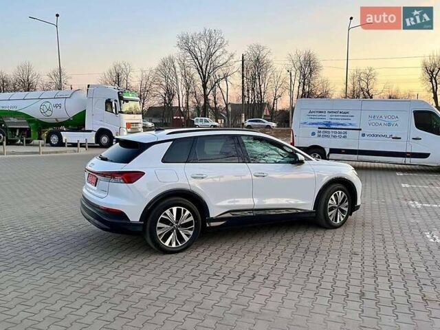 Белый Ауди Q4 e-tron, объемом двигателя 0 л и пробегом 78 тыс. км за 26500 $, фото 7 на Automoto.ua