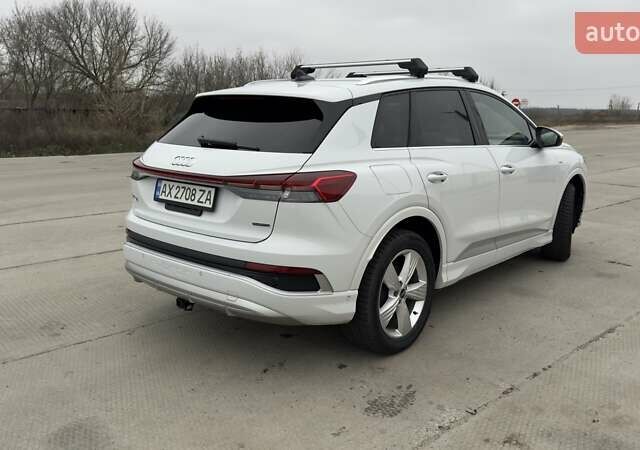 Білий Ауді Q4 e-tron, об'ємом двигуна 0 л та пробігом 16 тис. км за 31950 $, фото 12 на Automoto.ua