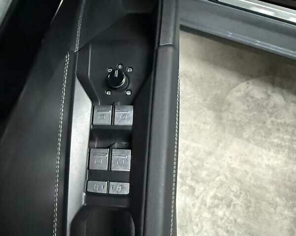 Белый Ауди Q4 e-tron, объемом двигателя 0 л и пробегом 20 тыс. км за 31200 $, фото 13 на Automoto.ua