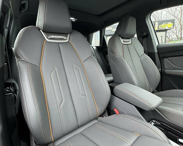 Білий Ауді Q4 e-tron, об'ємом двигуна 0 л та пробігом 25 тис. км за 28000 $, фото 27 на Automoto.ua