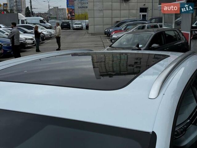 Ауди Q4 e-tron 2023 в Харькове на Automoto.ua Белый Ауди Q4 e-tron, объемом двигателя 0 л и пробегом 9 тыс. км за 31990 $, фото 12 на Automoto.ua