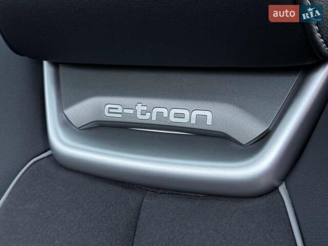 Ауди Q4 e-tron 2023 в Харькове на Automoto.ua Белый Ауди Q4 e-tron, объемом двигателя 0 л и пробегом 9 тыс. км за 31990 $, фото 35 на Automoto.ua