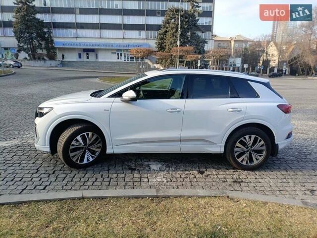 Белый Ауди Q4 e-tron, объемом двигателя 0 л и пробегом 1 тыс. км за 39999 $, фото 3 на Automoto.ua