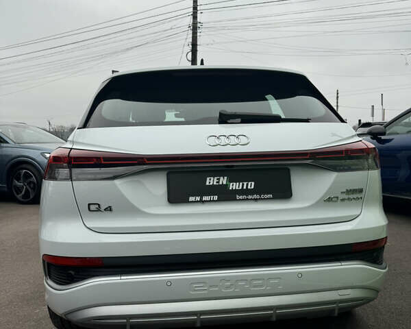 Білий Ауді Q4 e-tron, об'ємом двигуна 0 л та пробігом 25 тис. км за 28000 $, фото 9 на Automoto.ua