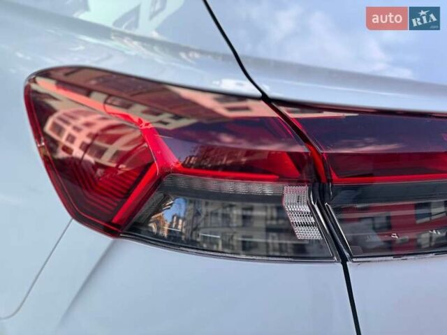Белый Ауди Q4 e-tron, объемом двигателя 0 л и пробегом 10 тыс. км за 32000 $, фото 12 на Automoto.ua