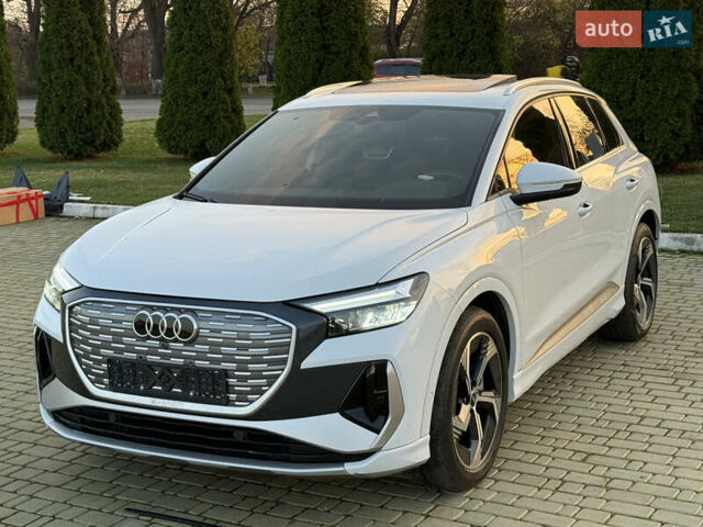 Белый Ауди Q4 e-tron, объемом двигателя 0 л и пробегом 65 тыс. км за 28500 $, фото 4 на Automoto.ua