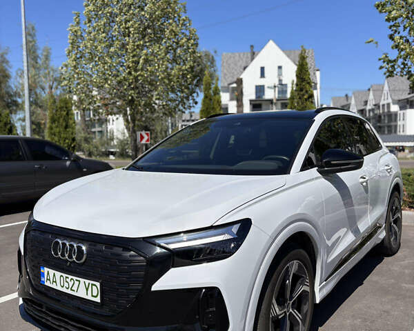 Белый Ауди Q4 e-tron, объемом двигателя 0 л и пробегом 20 тыс. км за 29700 $, фото 8 на Automoto.ua