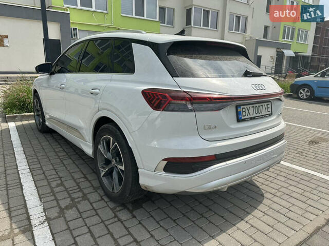 Білий Ауді Q4 e-tron, об'ємом двигуна 0 л та пробігом 46 тис. км за 33000 $, фото 1 на Automoto.ua