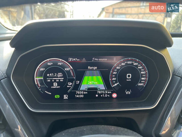 Білий Ауді Q4 e-tron, об'ємом двигуна 0 л та пробігом 9 тис. км за 36000 $, фото 13 на Automoto.ua