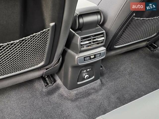 Ауди Q4 e-tron 2023 в Одессе на Automoto.ua Белый Ауди Q4 e-tron, объемом двигателя 0 л и пробегом 16 тыс. км за 31300 $, фото 24 на Automoto.ua