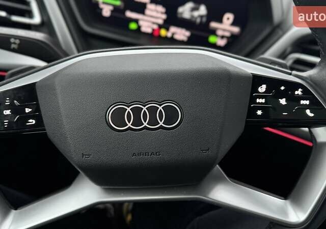 Білий Ауді Q4 e-tron, об'ємом двигуна 0 л та пробігом 16 тис. км за 31950 $, фото 50 на Automoto.ua