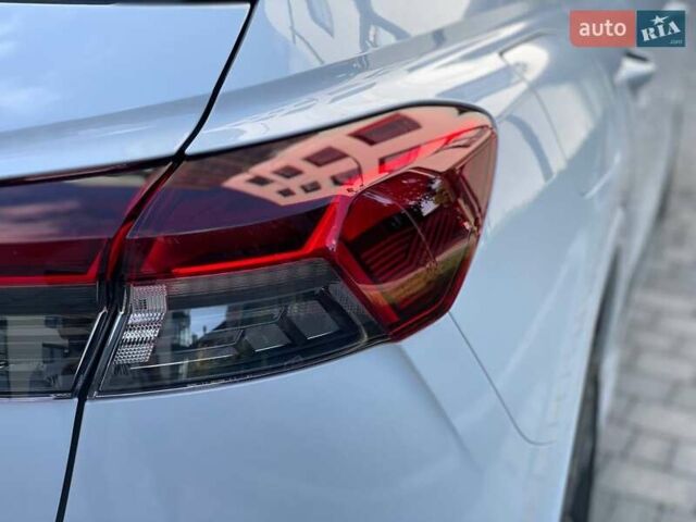 Белый Ауди Q4 e-tron, объемом двигателя 0 л и пробегом 10 тыс. км за 32000 $, фото 13 на Automoto.ua