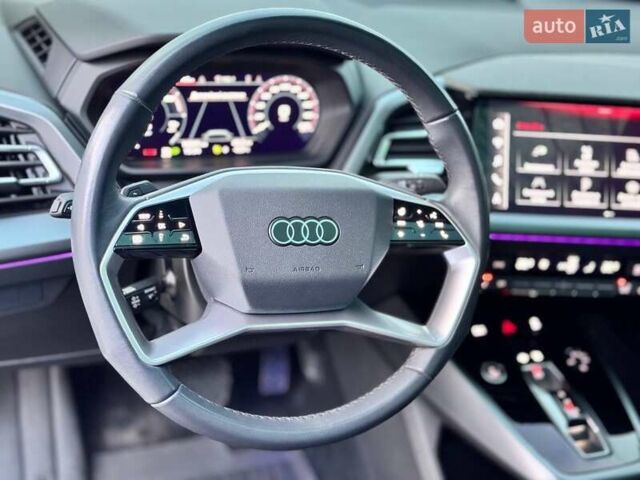 Белый Ауди Q4 e-tron, объемом двигателя 0 л и пробегом 22 тыс. км за 35000 $, фото 10 на Automoto.ua